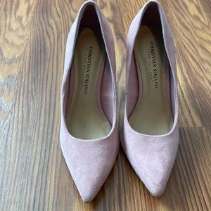 Color mauve high heels. Size 6.